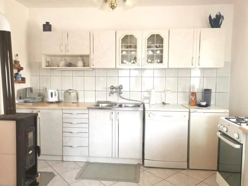 Apartman Pavelic Lovinac  Exteriör bild